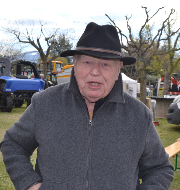 francois flouret, auteur du poème Olive